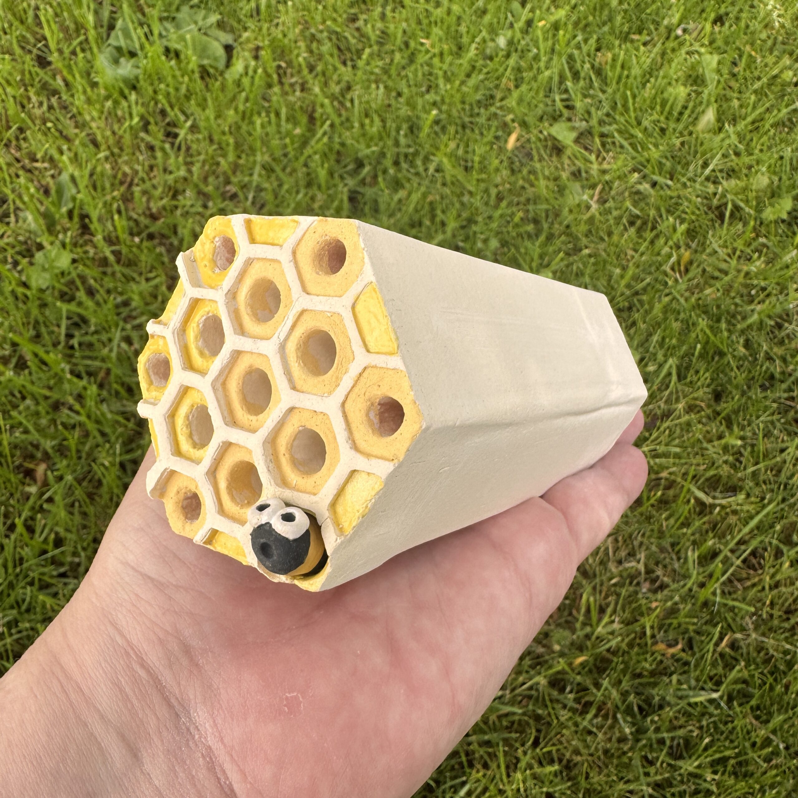 Bienenstein Bienenwabe Nisthilfe für Wildbienenarten für den Garten – Bild 8