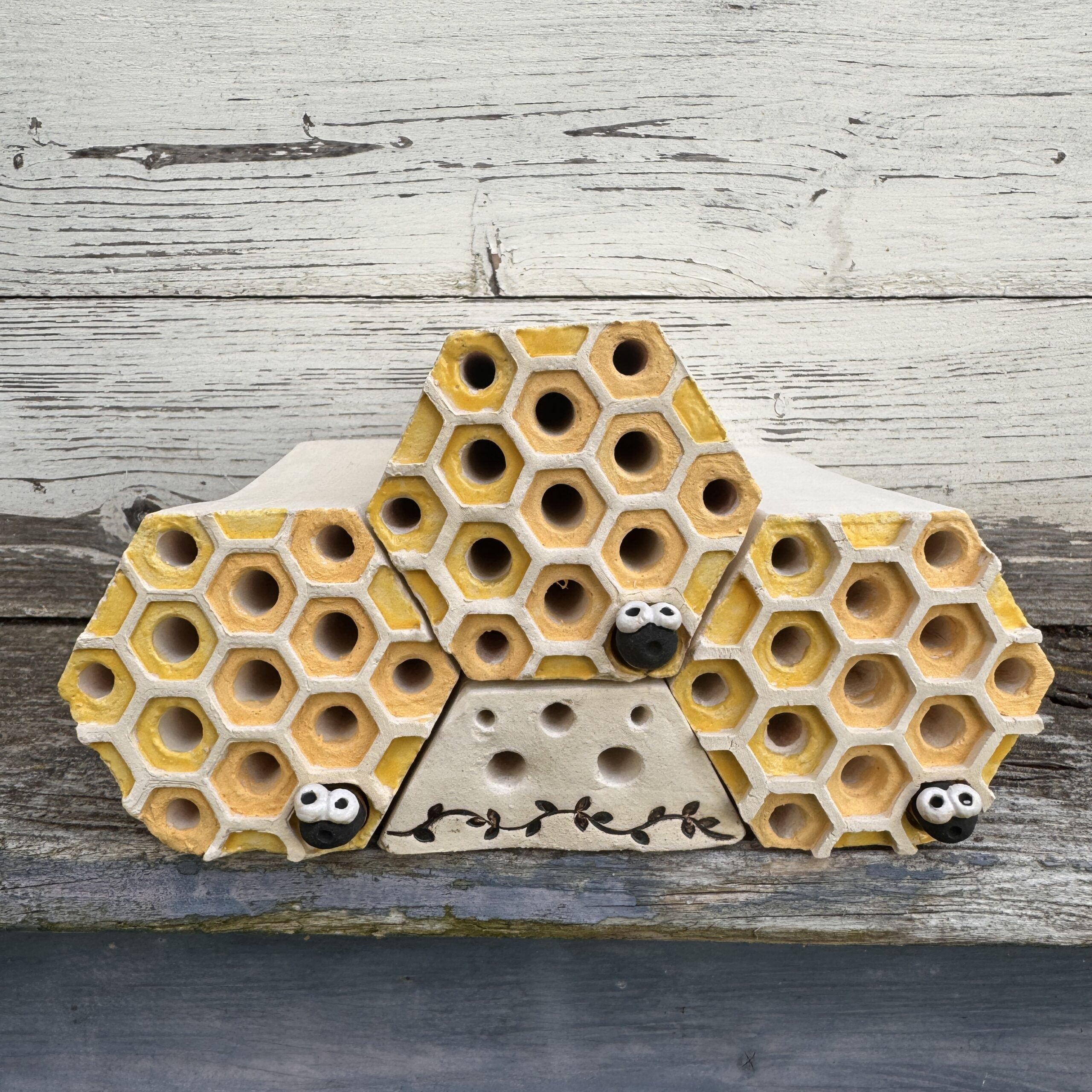 Bienenstein Bienenwabe Nisthilfe für Wildbienenarten für den Garten – Bild 13