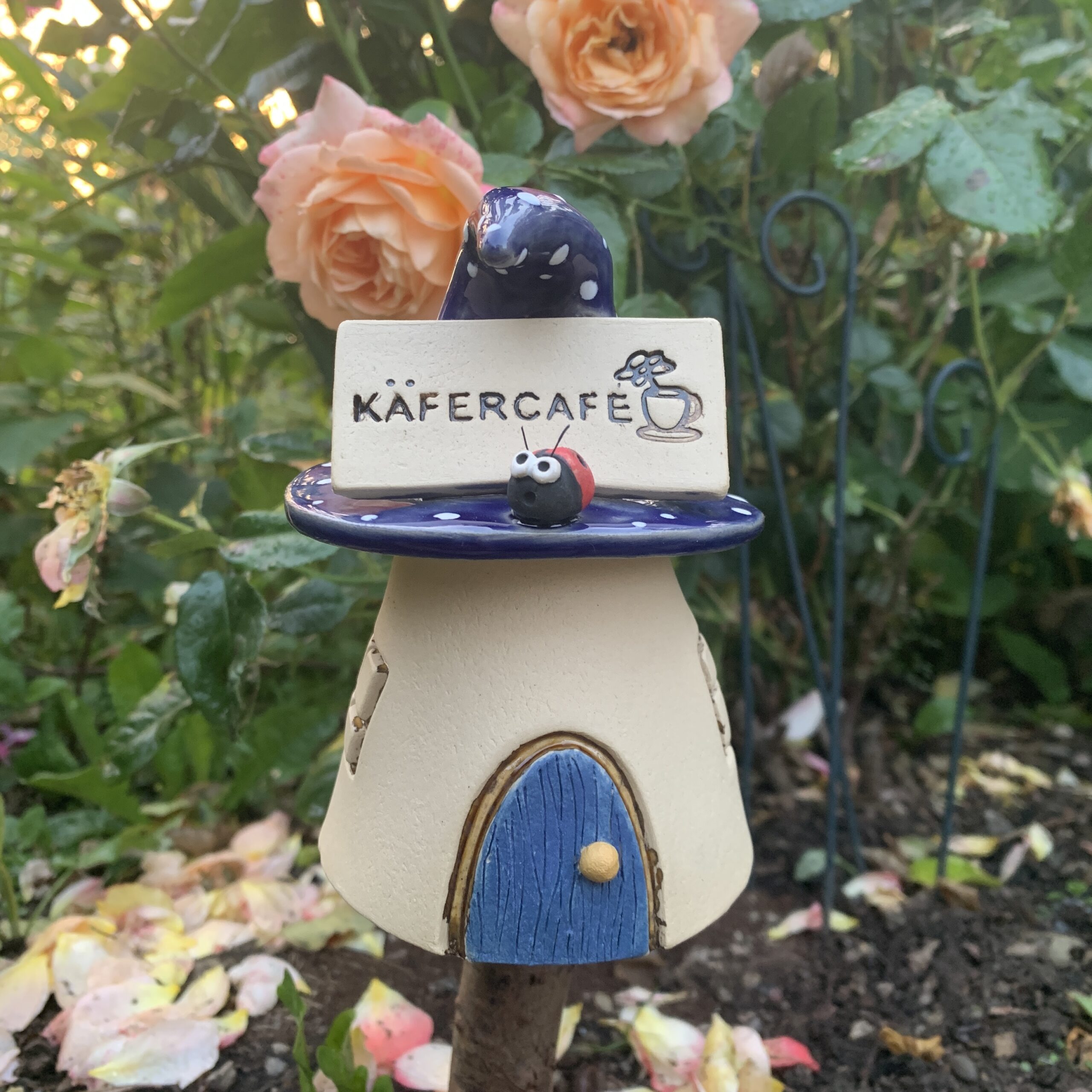 Insektenhotel für Naturgarten Blau