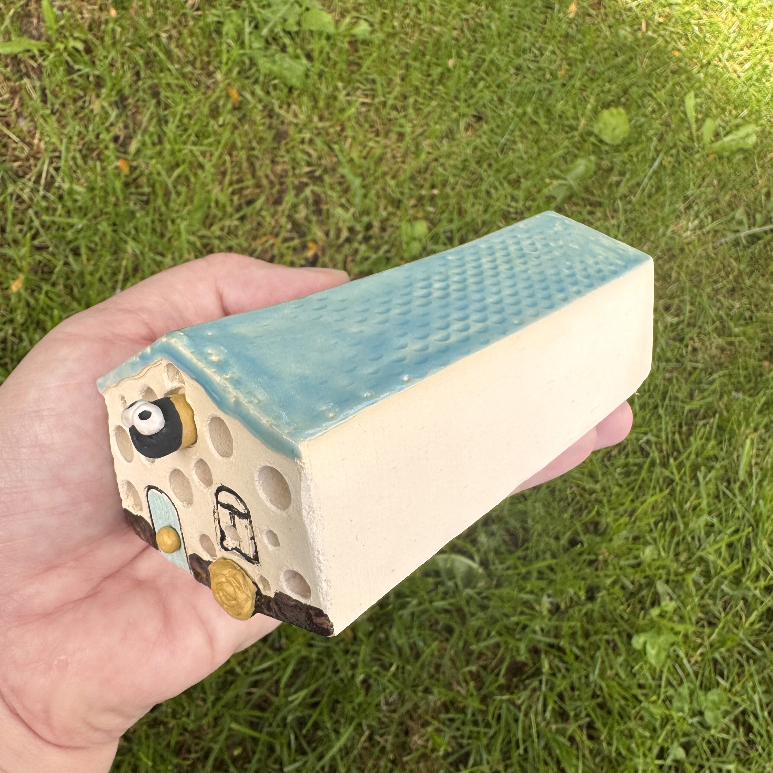 Bienenstein Bienenhaus Türkis für Wildbienenarten – Bild 5