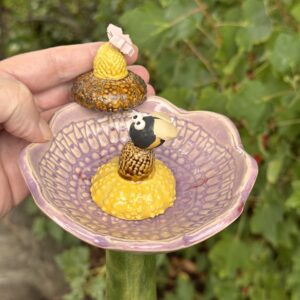 Insektentränke Blume mit Biene Käfer Schmetterling