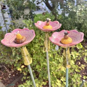 Insektentränke Blume mit Schmetterling, Biene oder Käfer