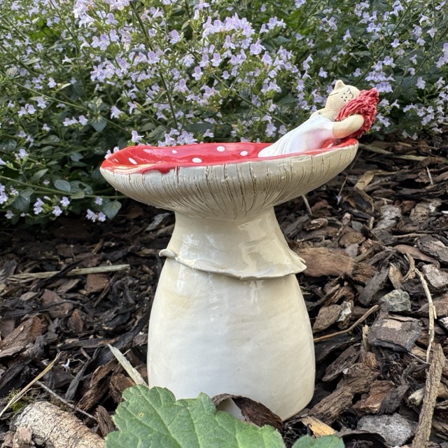 Fliegenpilz Insektentränke