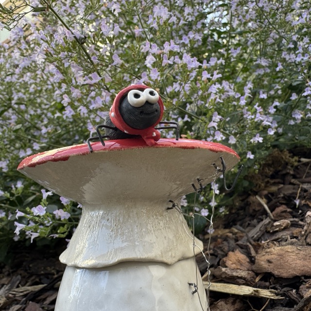 Fliegenpilz Insektentränke